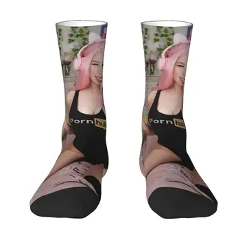Розови чорапи Belle Delphine с забавен принтом за жени и мъже, разтеглив, летни, есенни и зимни чорапи за екипажа на британски интернет-известни личности
